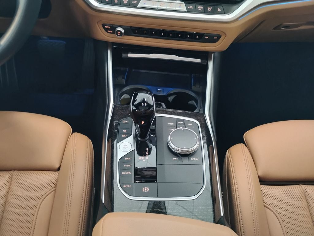 2022 BMW 3 Series 330e xDrive