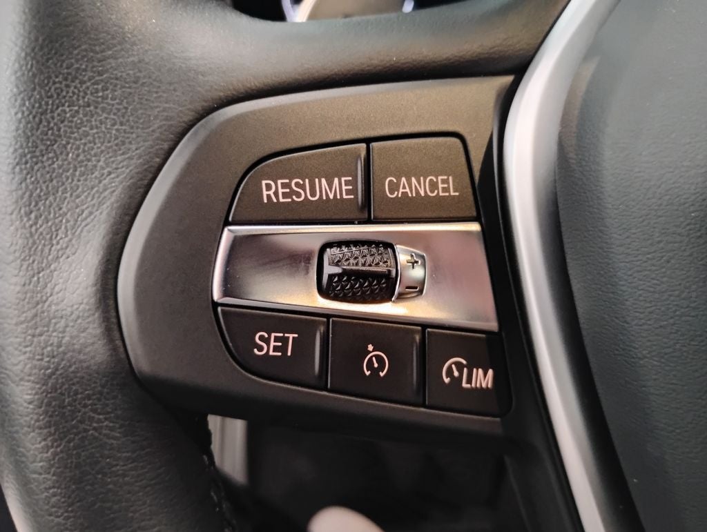 2022 BMW 3 Series 330e xDrive