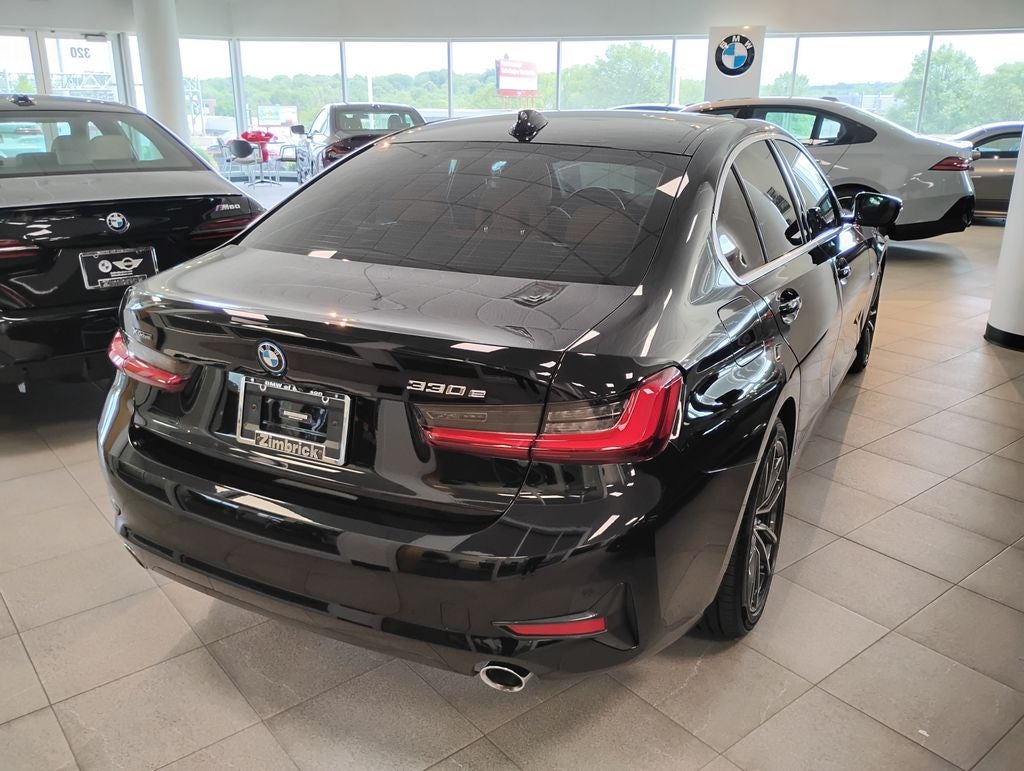 2022 BMW 3 Series 330e xDrive