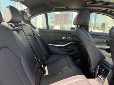 2025 BMW 3 Series 330i xDrive