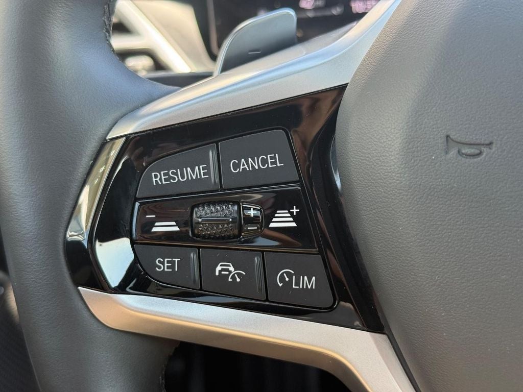 2025 BMW 3 Series 330i xDrive
