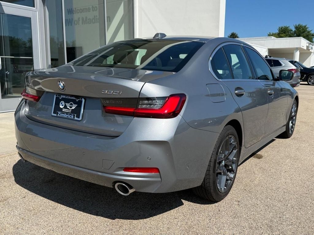 2025 BMW 3 Series 330i xDrive