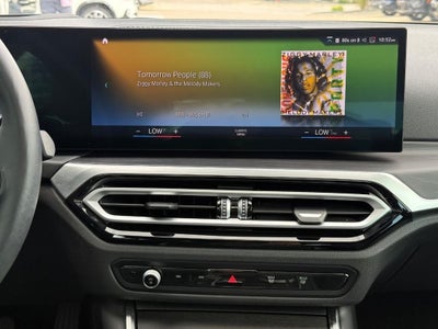 2023 BMW 3 Series 330i xDrive