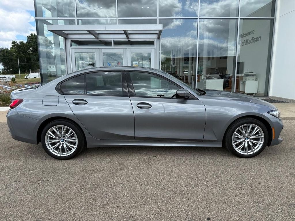 2023 BMW 3 Series 330i xDrive
