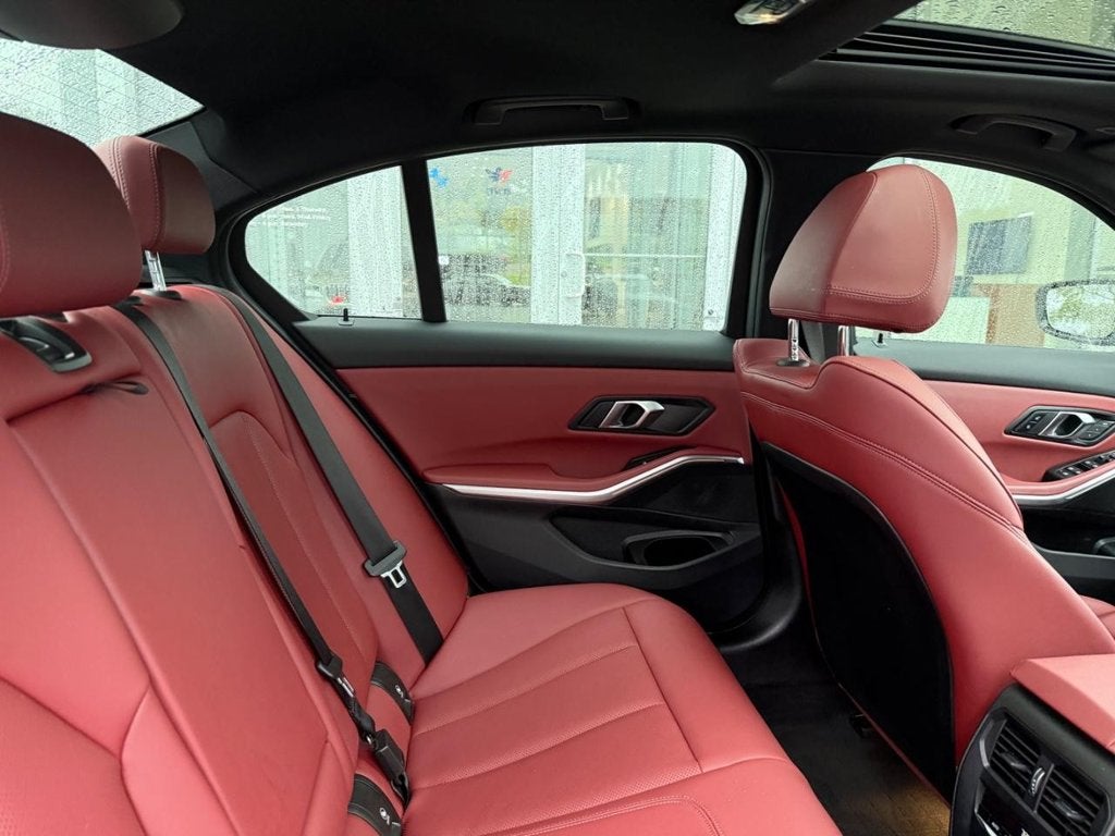 2024 BMW 3 Series 330i xDrive