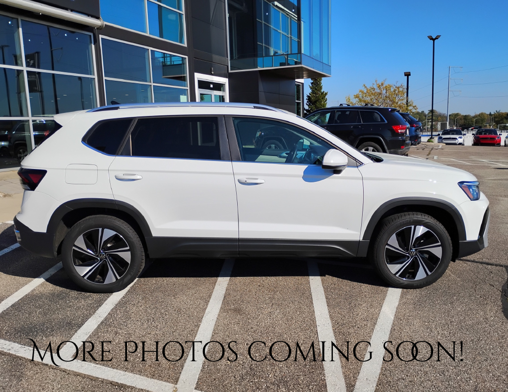2025 Volkswagen Taos 1.5T SE