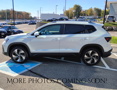 2025 Volkswagen Taos 1.5T SE