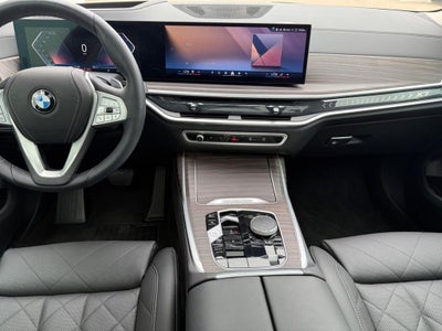 2024 BMW X7 xDrive40i