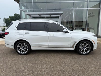 2024 BMW X7 xDrive40i
