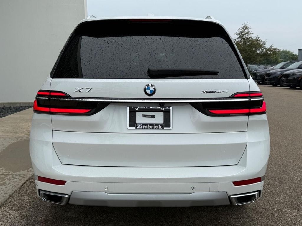 2024 BMW X7 xDrive40i