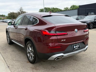 2025 BMW X4 xDrive30i