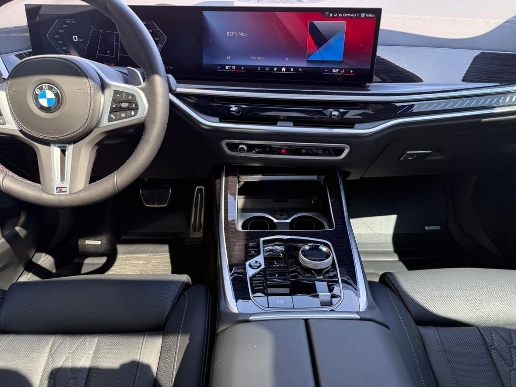 2026 BMW X7 M60i
