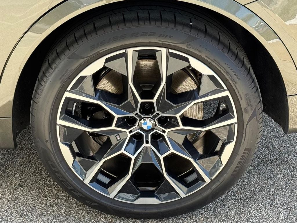 2026 BMW X7 M60i