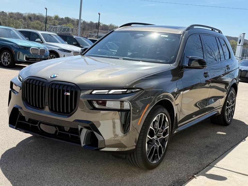 2026 BMW X7 M60i