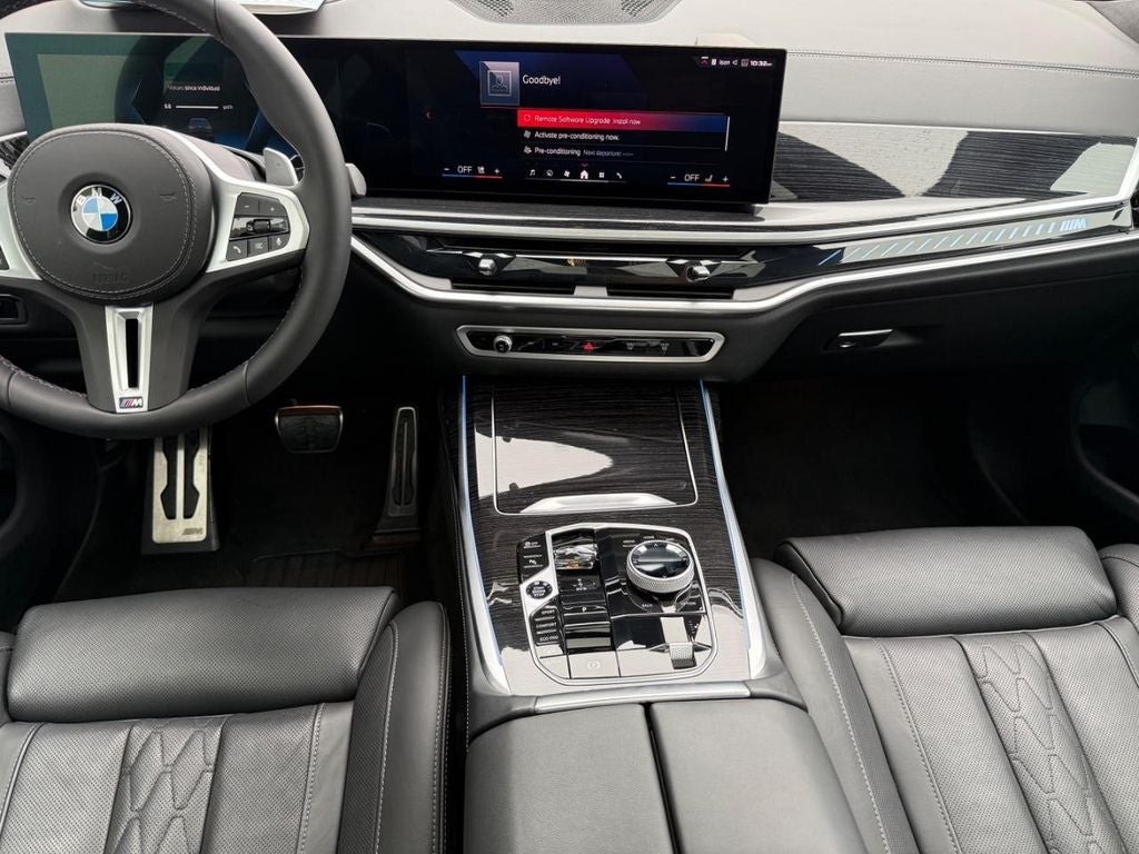 2026 BMW X7 M60i