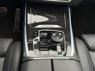 2026 BMW X7 M60i