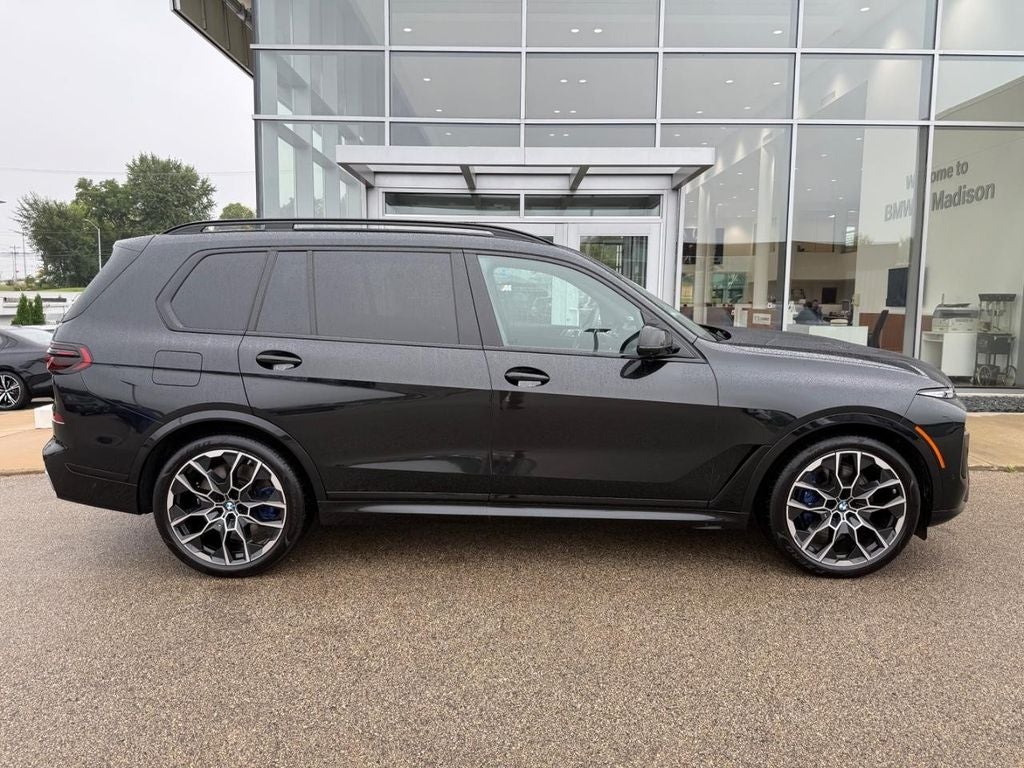 2026 BMW X7 M60i