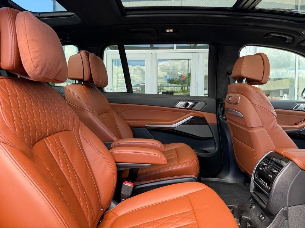 2026 BMW X7 M60i