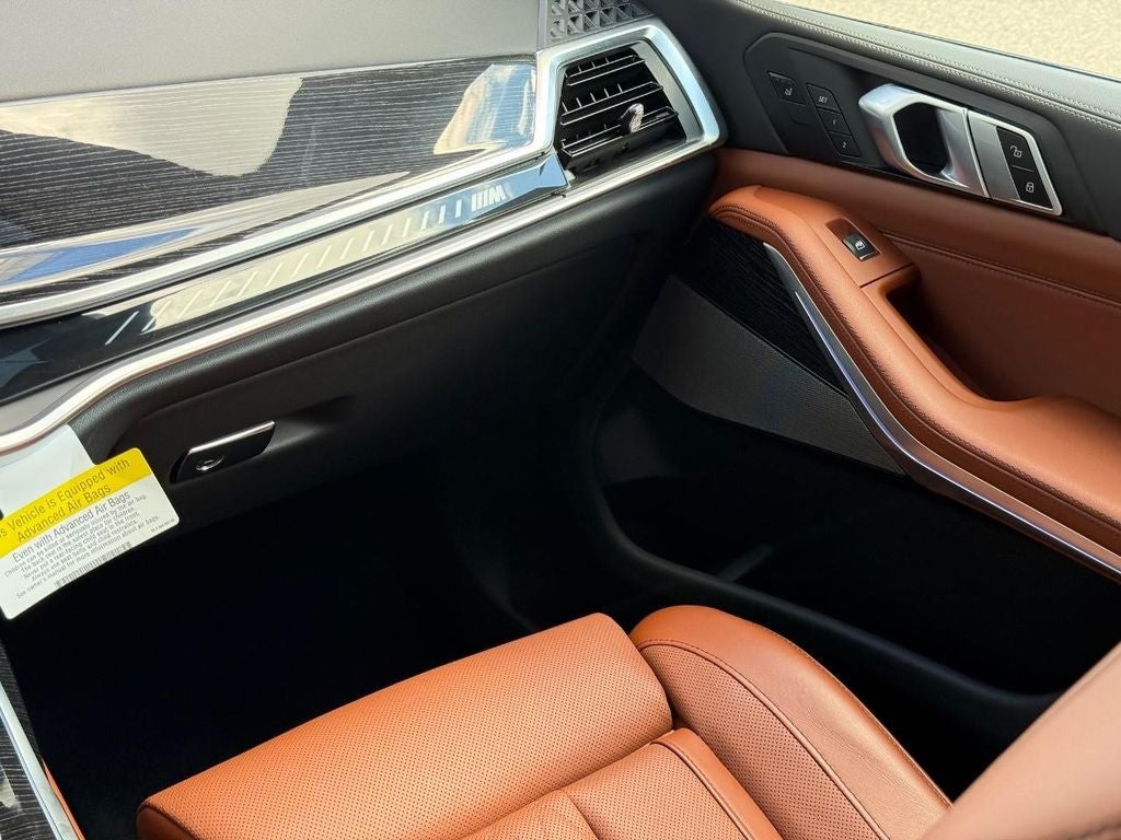 2026 BMW X7 M60i