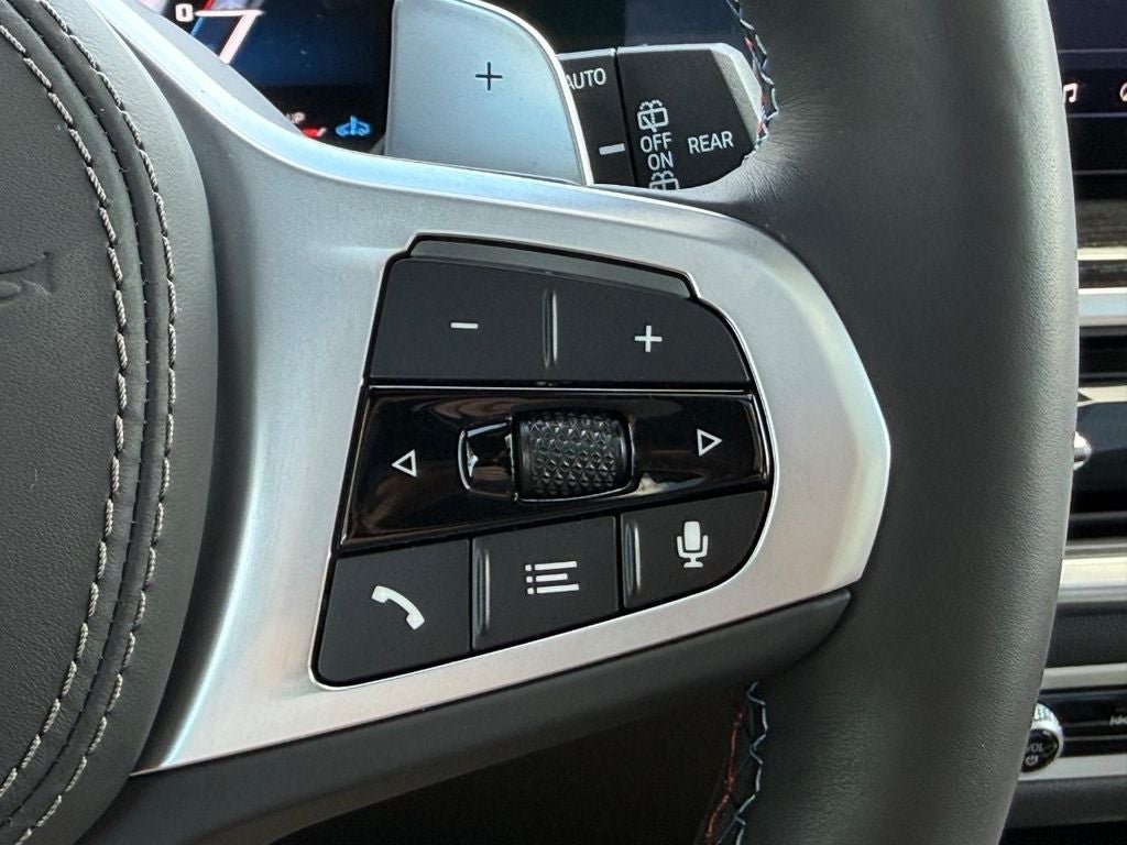2026 BMW X7 M60i