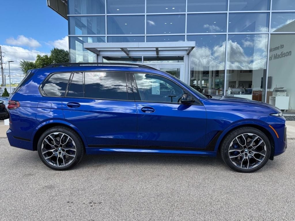 2026 BMW X7 M60i