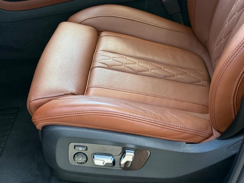 2026 BMW X7 M60i