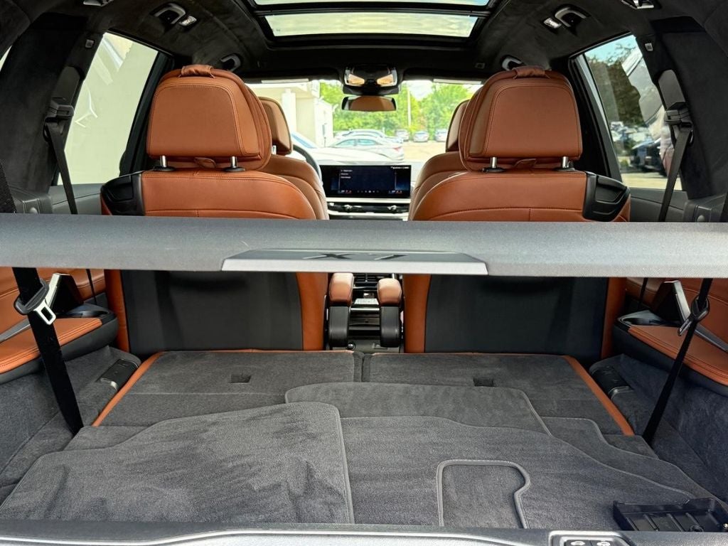 2026 BMW X7 M60i