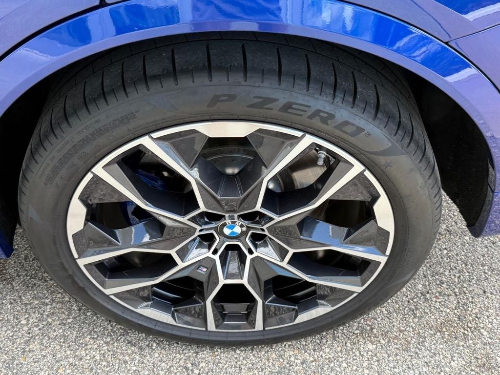 2026 BMW X7 M60i