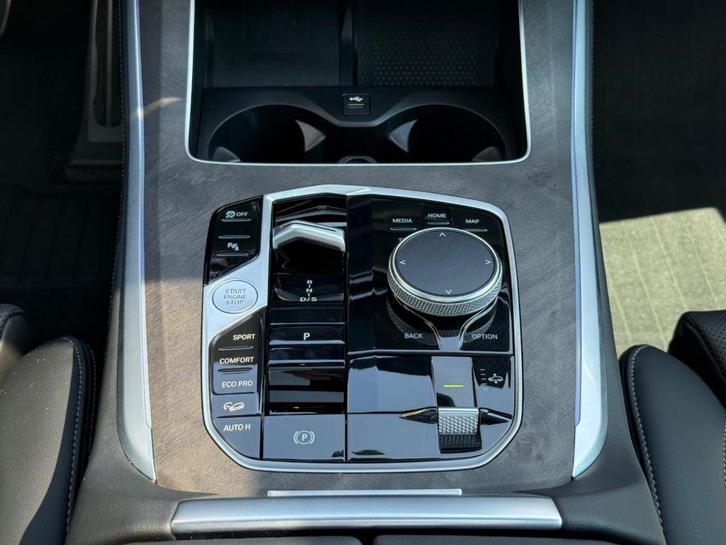 2024 BMW X5 M60i