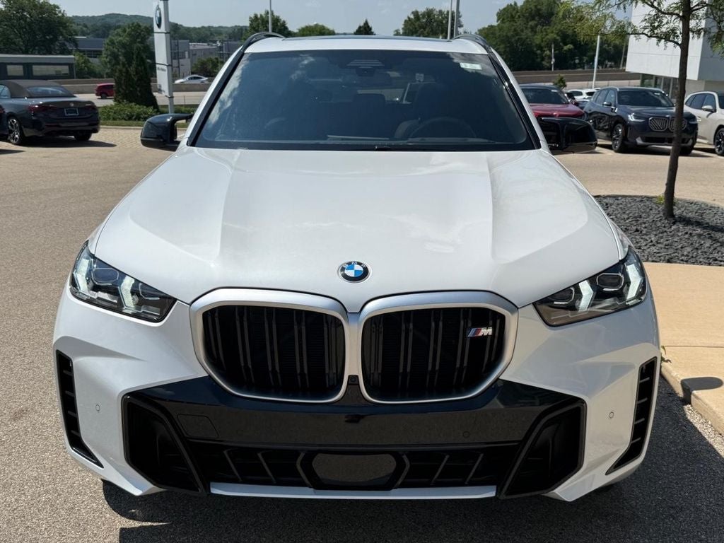 2024 BMW X5 M60i