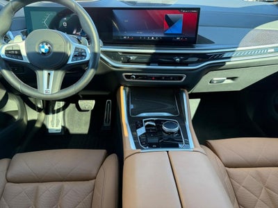 2025 BMW X6 M60i