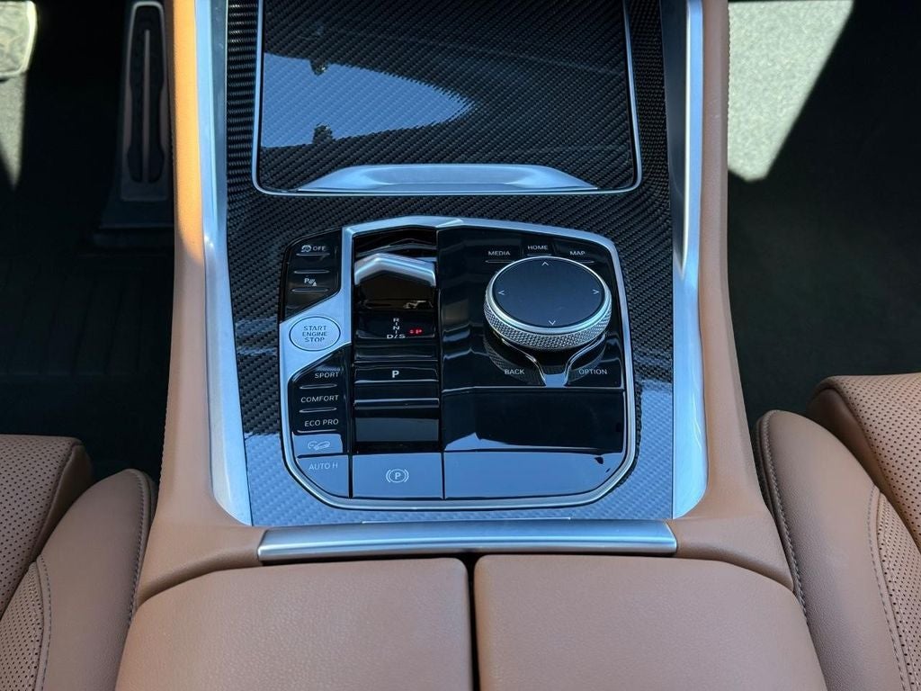 2025 BMW X6 M60i