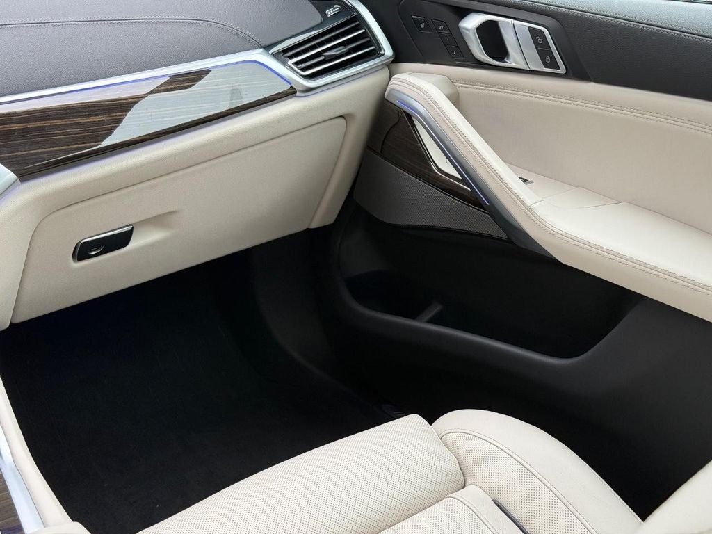 2021 BMW X6 xDrive40i