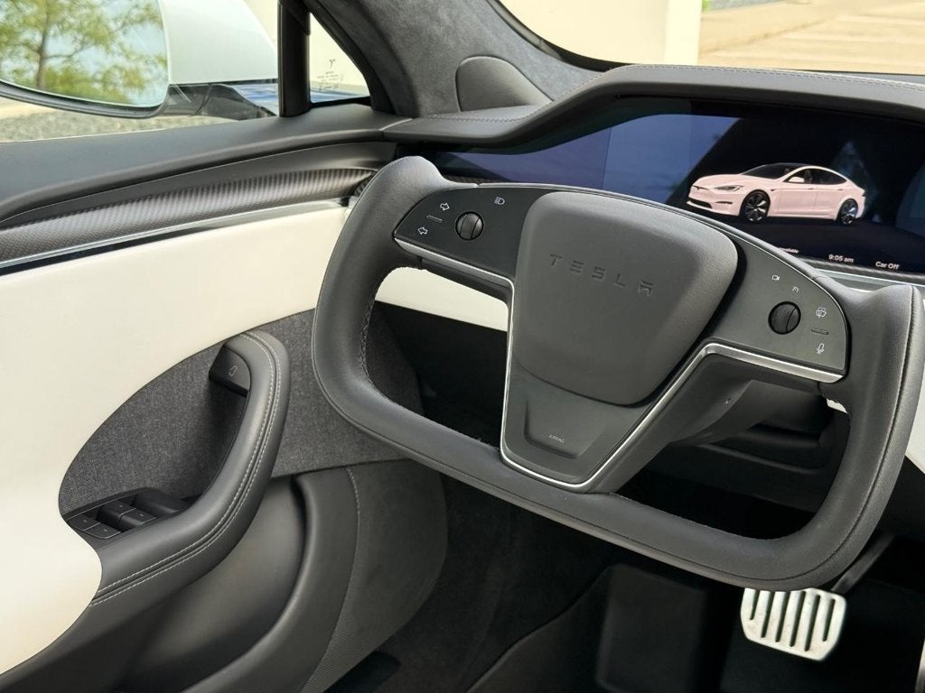 2022 Tesla Model S Plaid