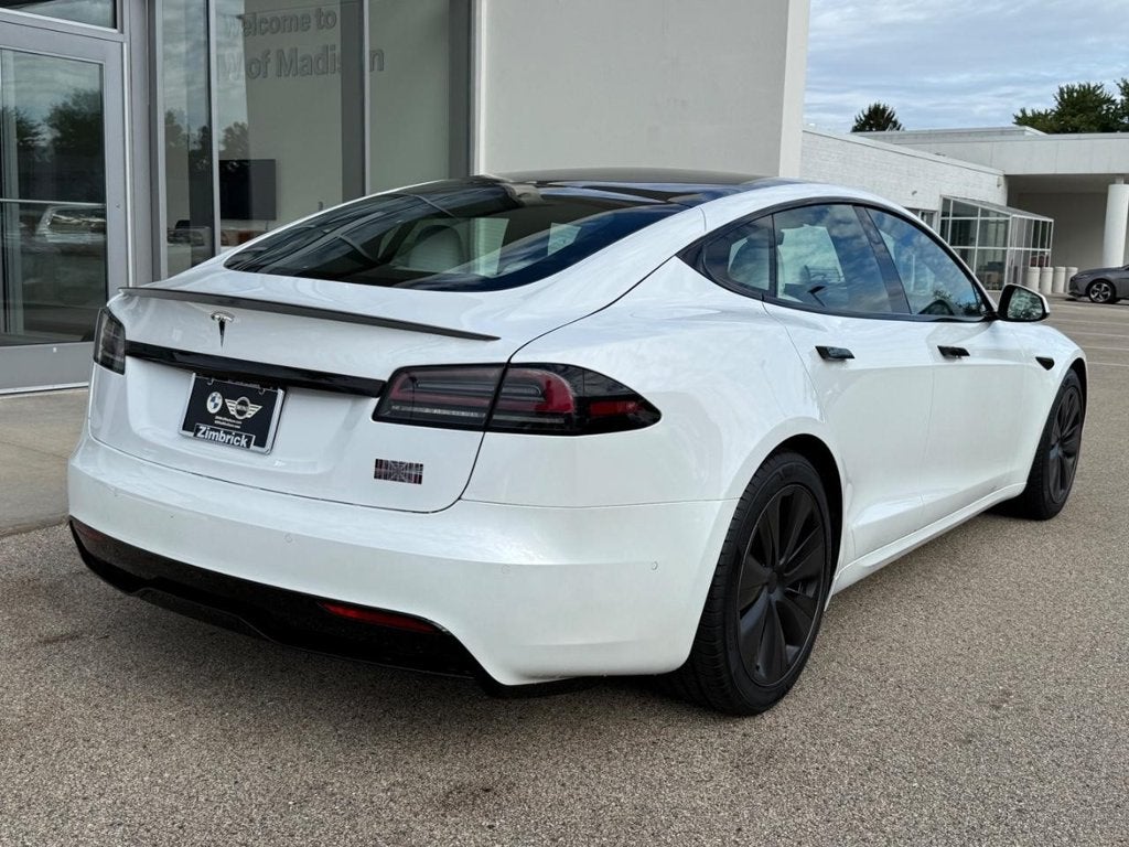 2022 Tesla Model S Plaid