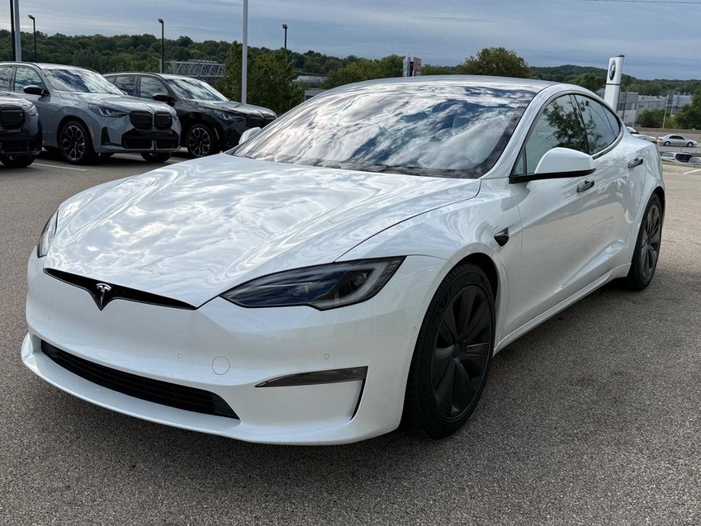 2022 Tesla Model S Plaid