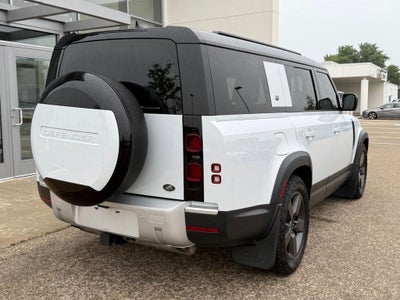 2023 Land Rover Defender 130 SE