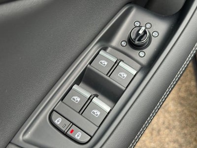 2023 Audi Q8 55 Prestige quattro