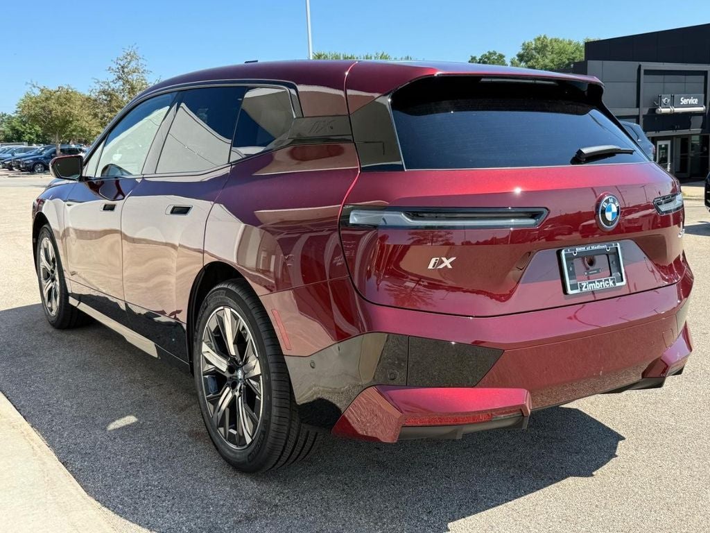 2024 BMW iX xDrive50