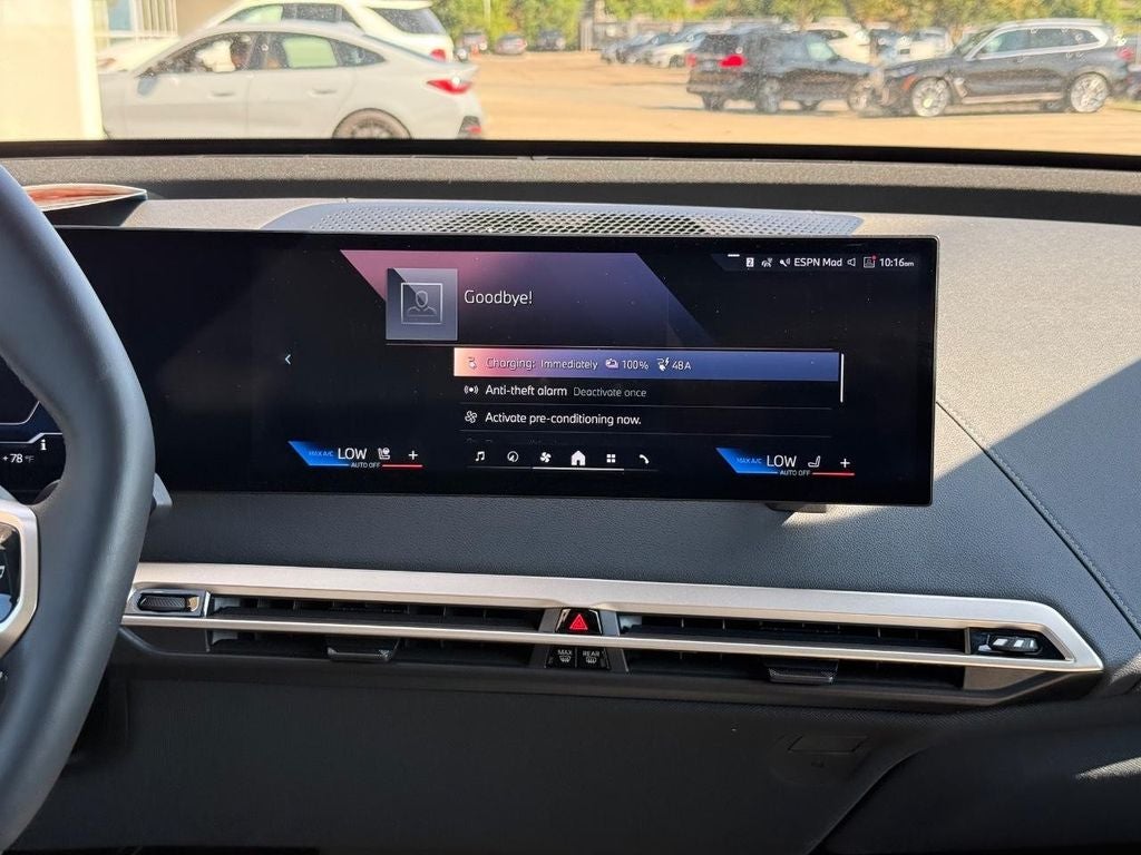 2025 BMW iX xDrive50