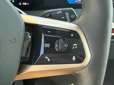 2025 BMW iX xDrive50