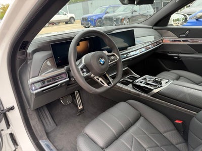 2025 BMW 7 Series 760i xDrive
