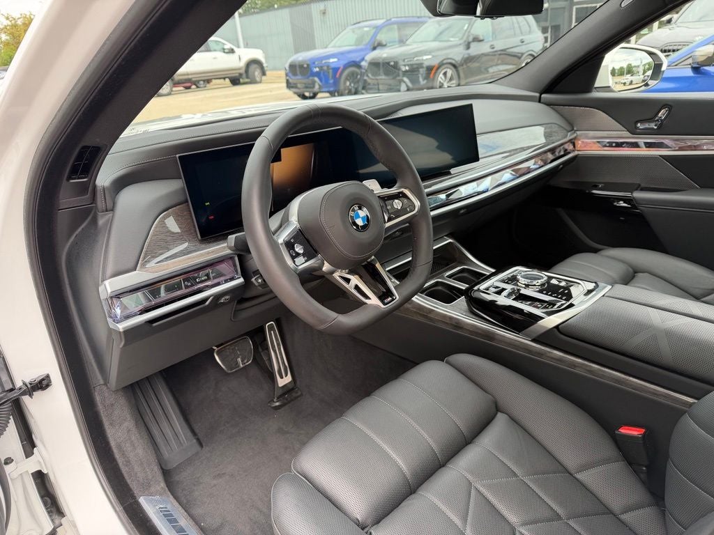 2025 BMW 7 Series 760i xDrive