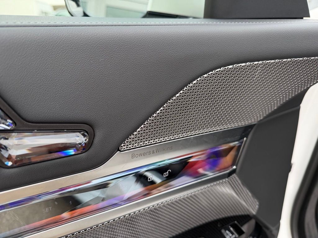 2025 BMW 7 Series 760i xDrive