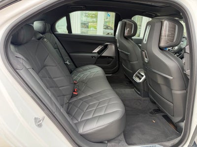 2025 BMW 7 Series 760i xDrive