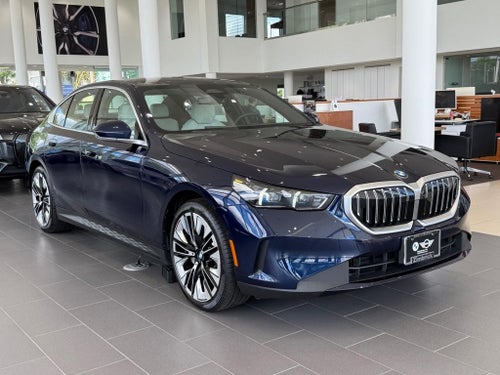 2026 BMW 5 Series 530i xDrive