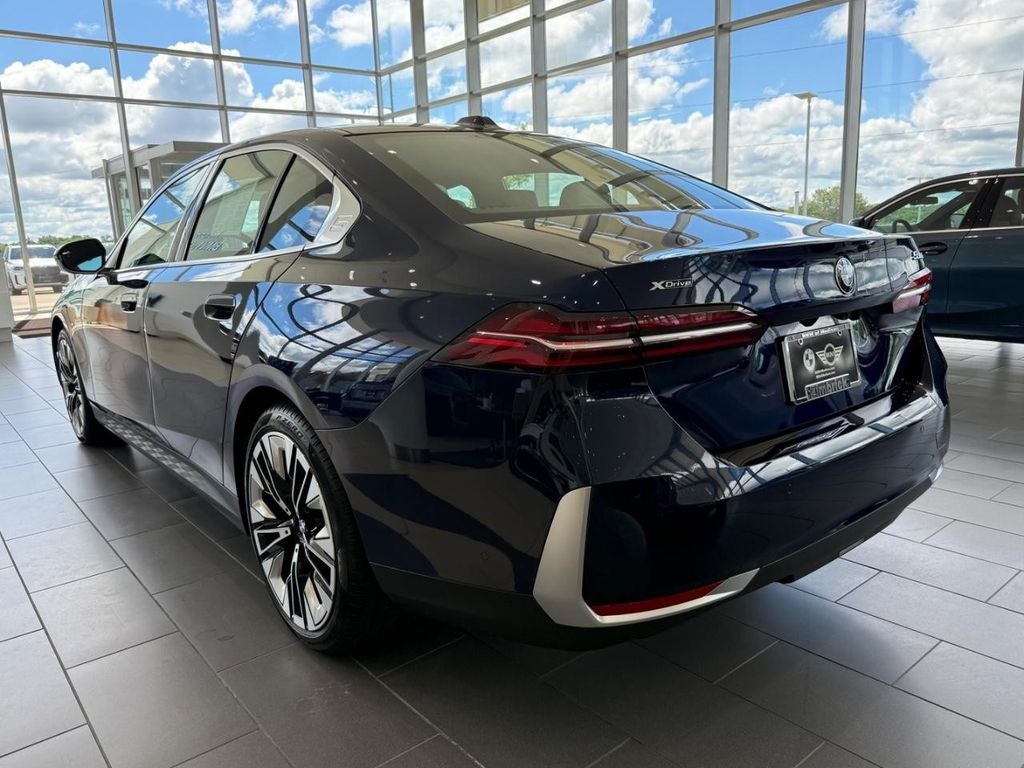 2026 BMW 5 Series 530i xDrive