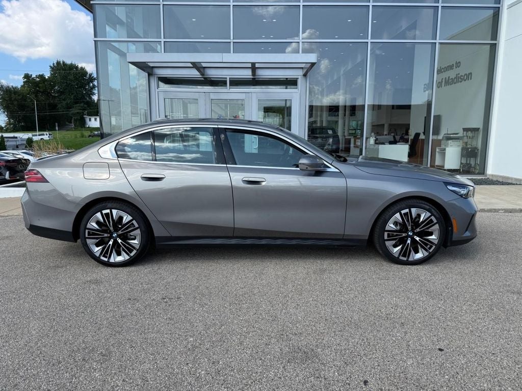 2026 BMW 5 Series 540i xDrive