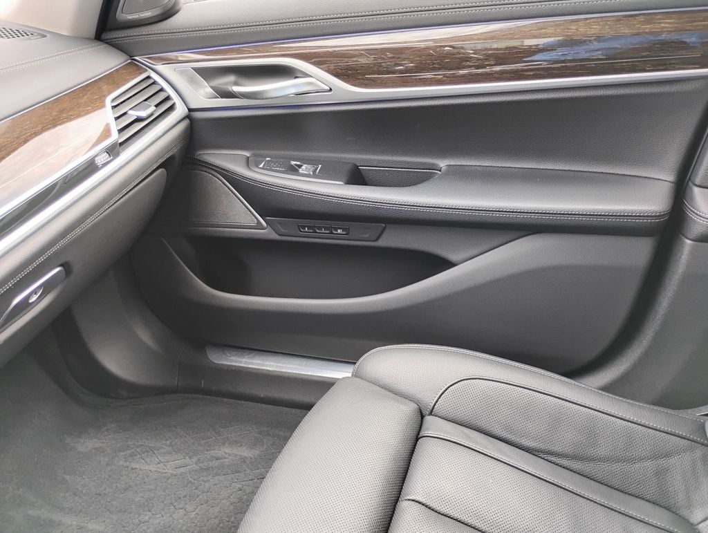 2020 BMW 7 Series 740i xDrive
