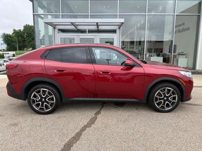 2025 BMW X2 xDrive28i
